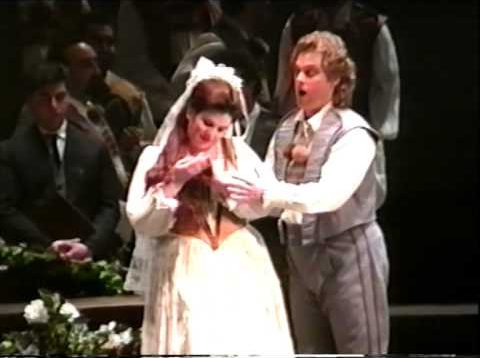 <span>FULL </span>La sonnambula Naples 1994