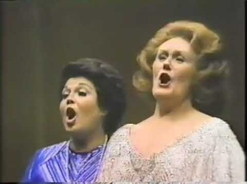 <span>FULL </span>Joan Sutherland and Marilyn Horne live in Lincoln Center New York 1979