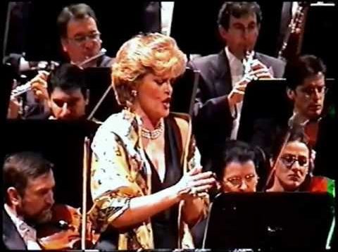 <span>FULL </span>June Anderson in Palermo 2002