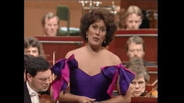 <span>FULL </span>Kiri Sings Mozart Cardiff 1990