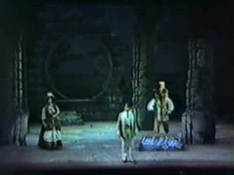 <span>FULL </span>The Pirates of Penzance (Gilbert&Sullivan) Dallas 1987 Knight