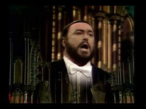 <span>FULL </span>Natale a Notre-Dame Montreal 1978 Luciano Pavarotti