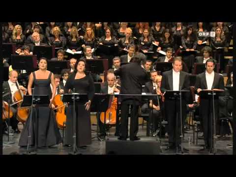 Wig Het hotel karakter Stabat mater (Rossini) Salzburg 2011 Netrebko Polenzani Pizzolato d'Archangelo - Opera on Video Wig Het hotel karakter Stabat mater (Rossini) Salzburg 2011 Netrebko Polenzani Pizzolato d'Archangelo - Opera on Video