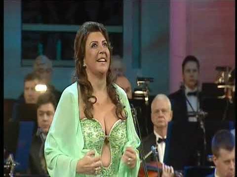 <span>FULL </span>Passion of Verismo – Maria Guleghina Live in Concert Moscow 2005