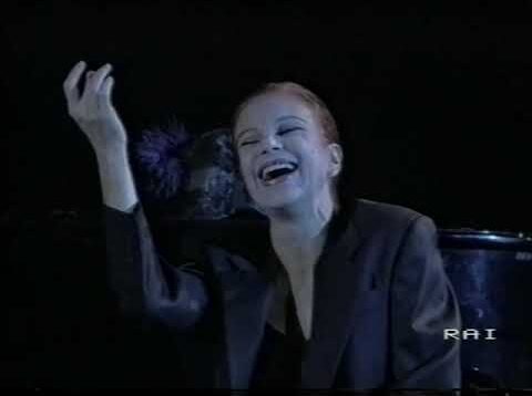 <span>FULL </span>Milva canta un nuovo Brecht TV-Reital Italy 1997