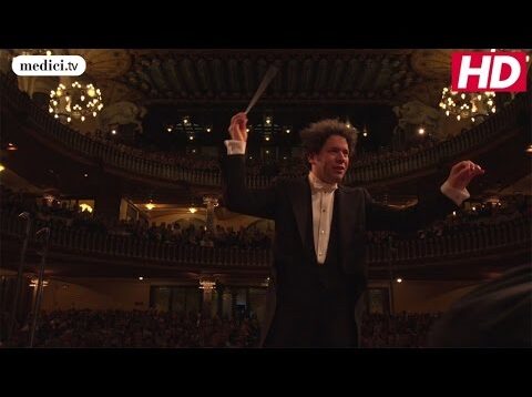 <span>FULL </span>Symphony No.9 (Beethoven) Barcelona 2017 Gustavo Dudamel
