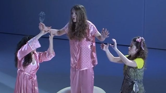 <span>FULL </span>capture